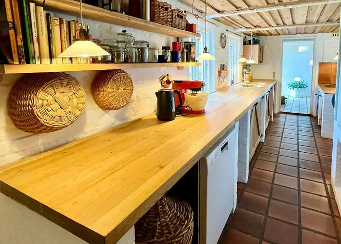 Artist's House In First Row By Smalandshavet Dom wakacyjny